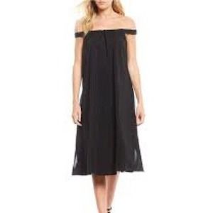 NWT Larkin Hughes Fleet Off The Shoulder Midi Dress with Pockets - Size Medium